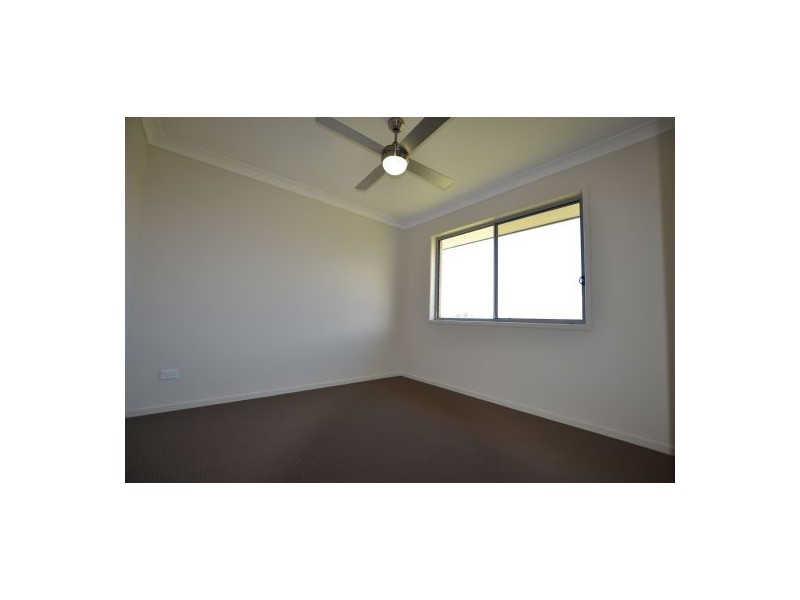 1 Byrnes Court, Eli Waters QLD 4655