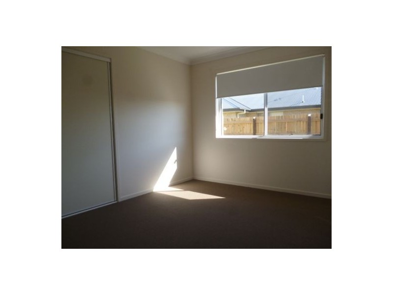 4 Kirra Court, Eli Waters QLD 4655
