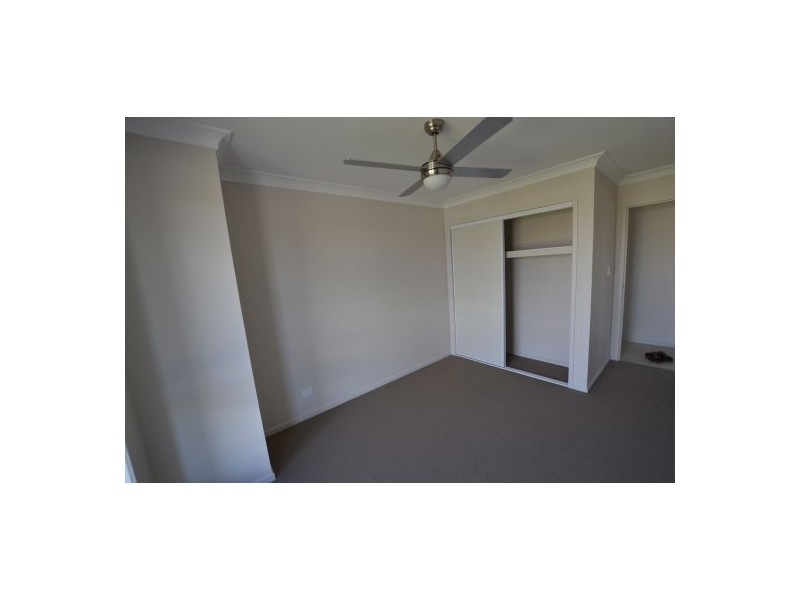 43 Bounty Circuit, Eli Waters QLD 4655