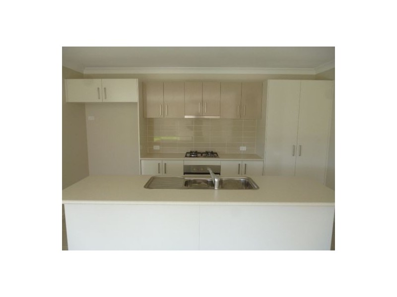 25 Bounty, Eli Waters QLD 4655