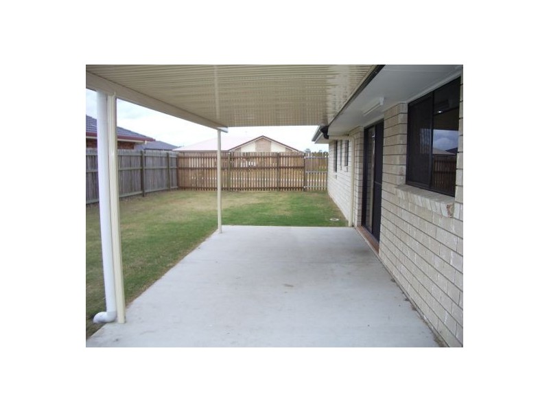 41 Gunsynd Way, Point Vernon QLD 4655