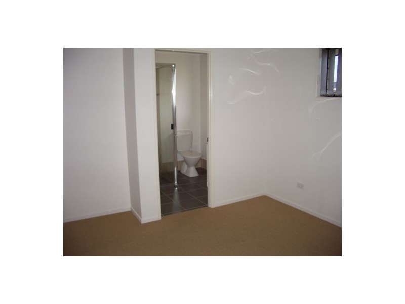 41 Gunsynd Way, Point Vernon QLD 4655