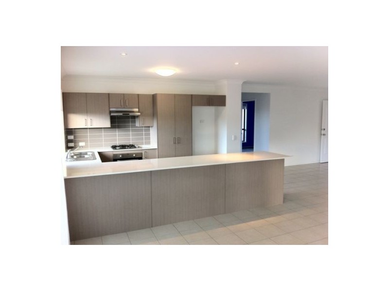 16 Santa Maria Ave, Urraween QLD 4655