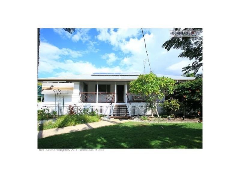 41 Kent St, Urangan QLD 4655