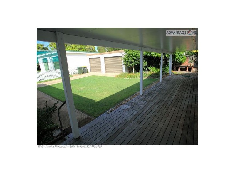 41 Kent St, Urangan QLD 4655