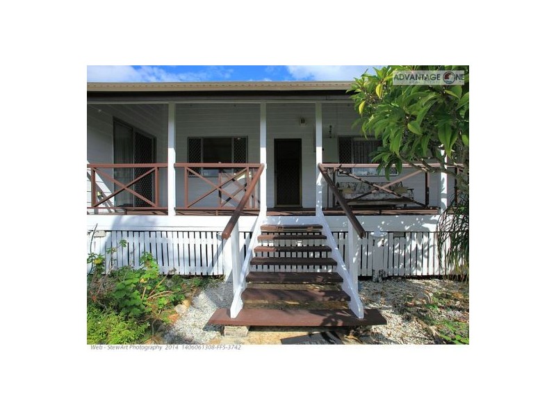 41 Kent St, Urangan QLD 4655
