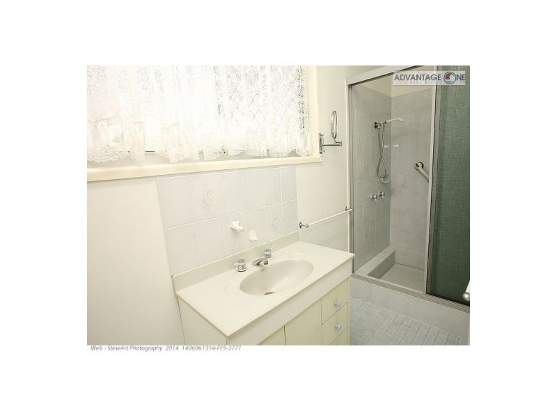 41 Kent St, Urangan QLD 4655