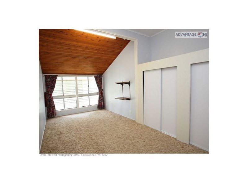 41 Kent St, Urangan QLD 4655
