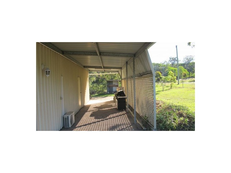8 Oslove Dve, Booral QLD 4655