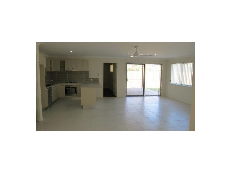 69 Gilston Road, Wondunna QLD 4655