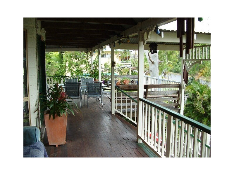 663 Esplanade, Urangan QLD 4655