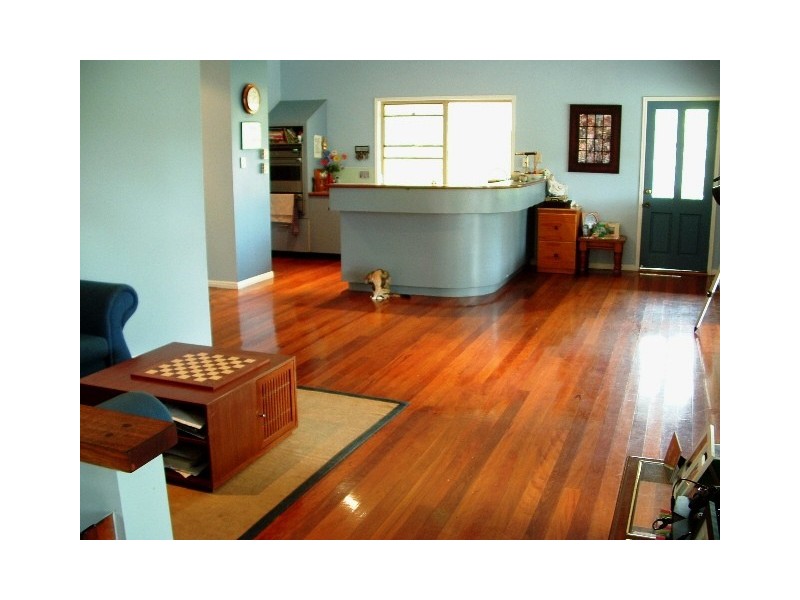 663 Esplanade, Urangan QLD 4655