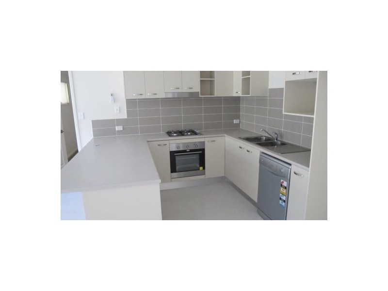 77 Gilston Road, Wondunna QLD 4655