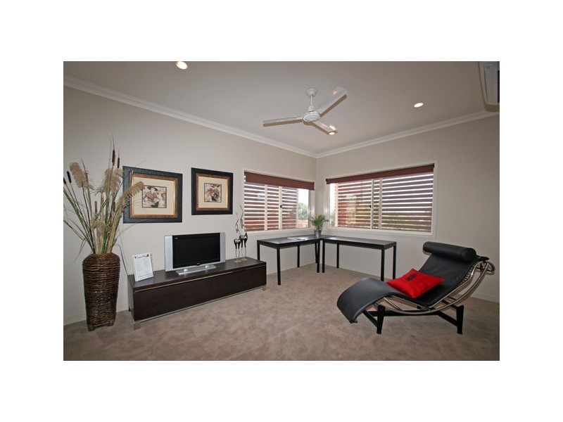 46-48 Taylor Street, Pialba QLD 4655