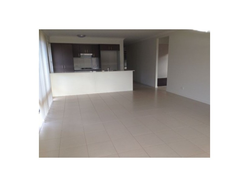 75 Augustus Blvd, Urraween QLD 4655