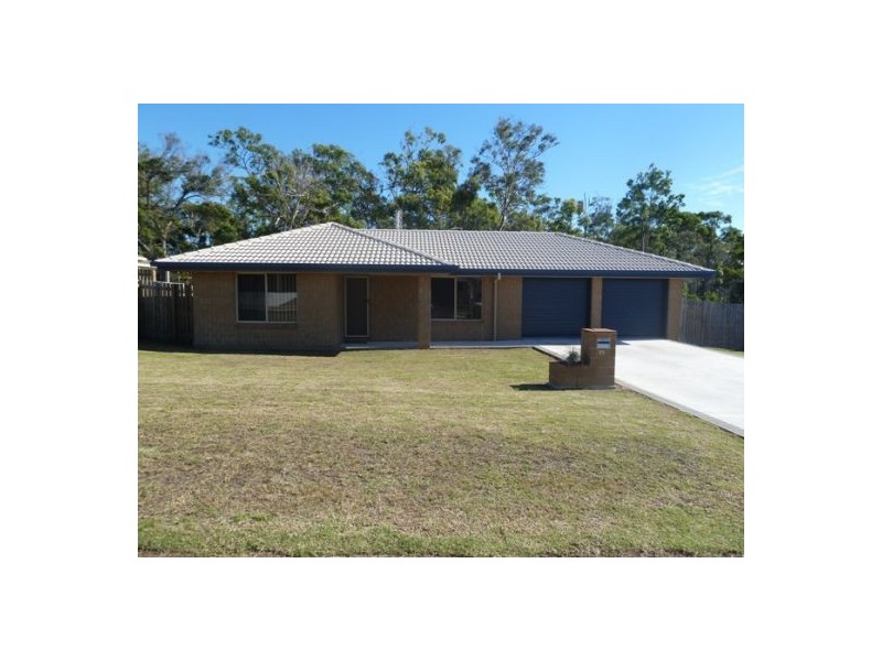 15 Crystal Court, Urangan QLD 4655