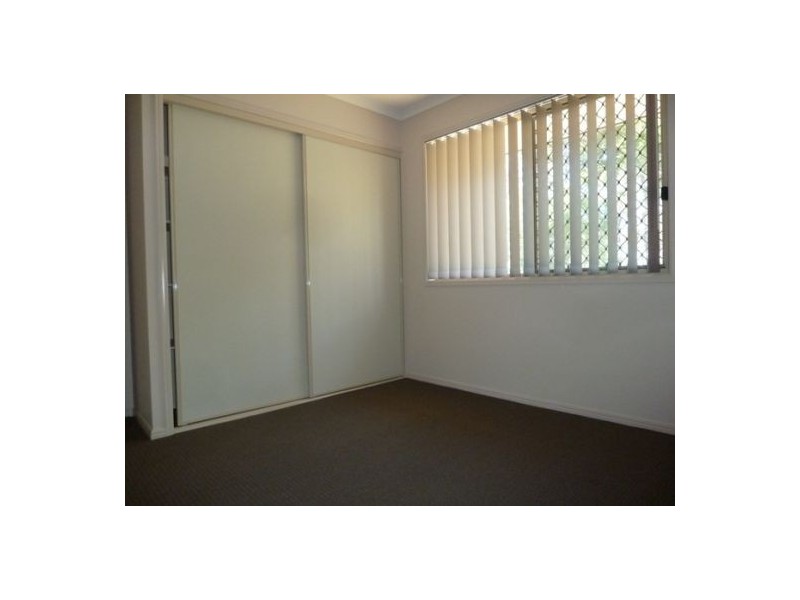 15 Crystal Court, Urangan QLD 4655