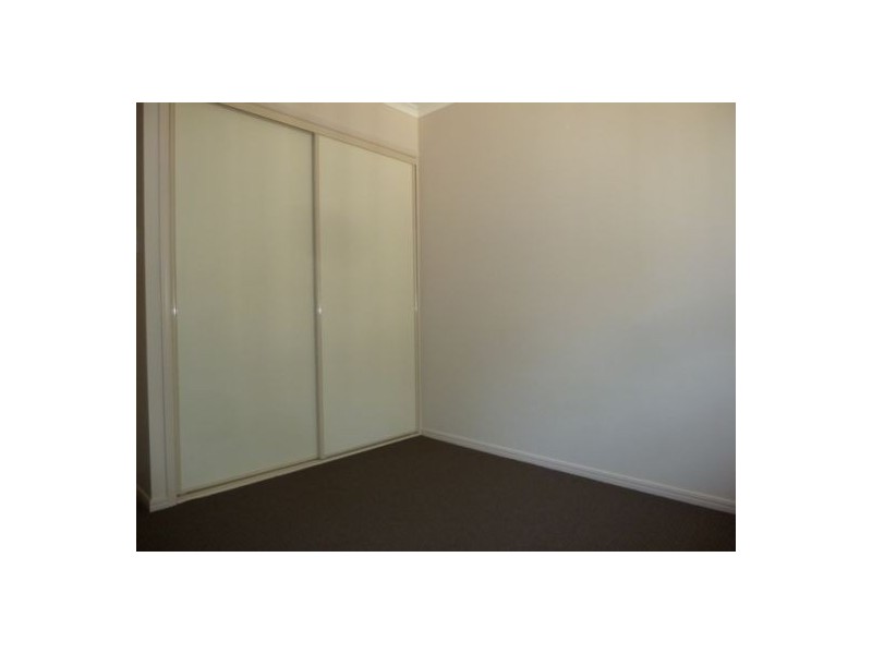 15 Crystal Court, Urangan QLD 4655