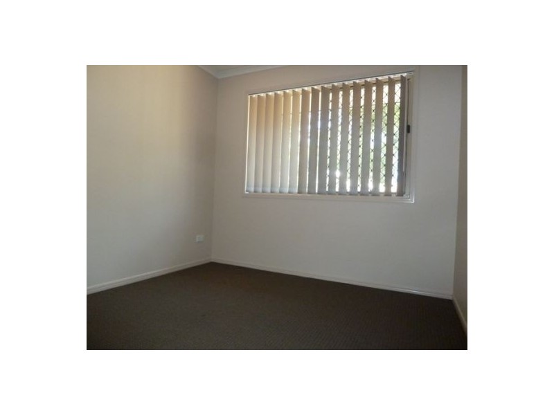 15 Crystal Court, Urangan QLD 4655