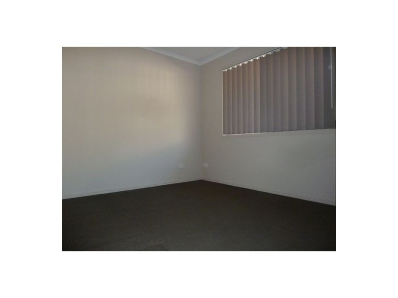 15 Crystal Court, Urangan QLD 4655