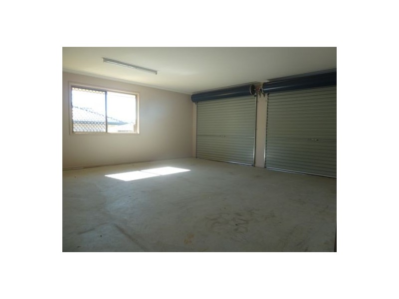 15 Crystal Court, Urangan QLD 4655