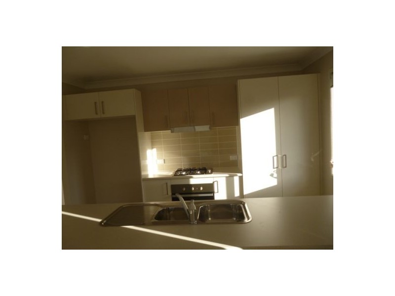 31 Bounty Circuit, Eli Waters QLD 4655