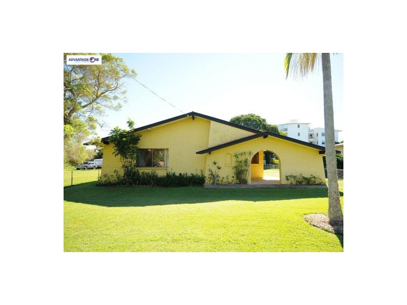 1/10 Hibiscus Street, Urangan QLD 4655