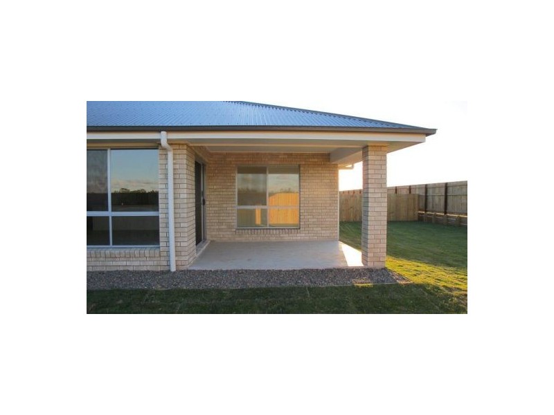 6 Kirra Court, Eli Waters QLD 4655