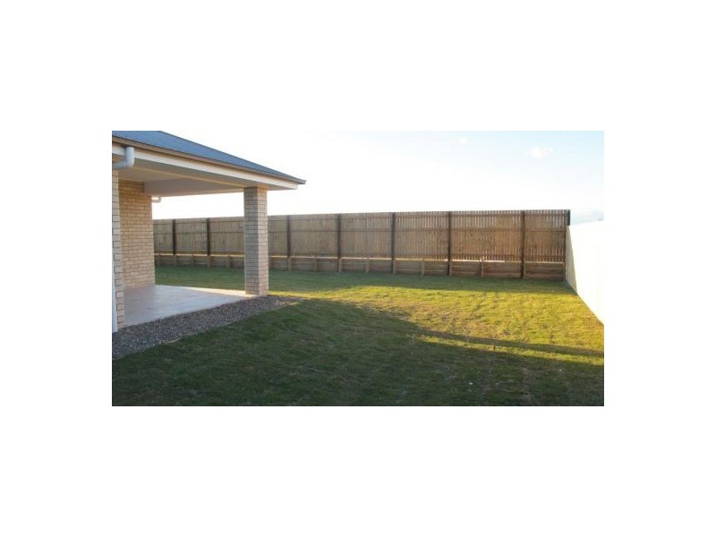 6 Kirra Court, Eli Waters QLD 4655
