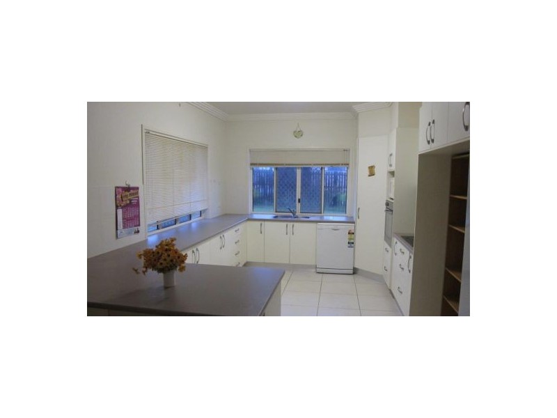17 Harly Court, Urraween QLD 4655
