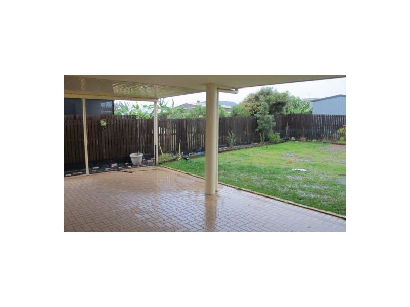 17 Harly Court, Urraween QLD 4655