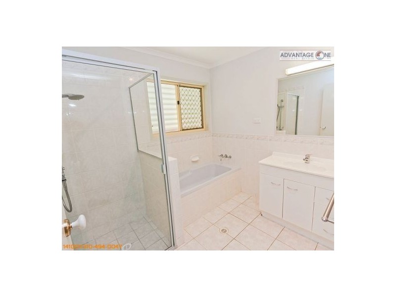 Unit 5 72 Miller St, Urangan QLD 4655