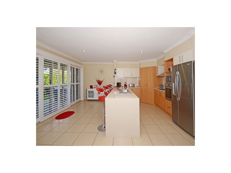 13 FULMAR COURT, Burrum Heads QLD 4659
