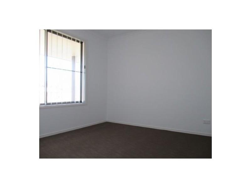 8 Corella Street, Kawungan QLD 4655