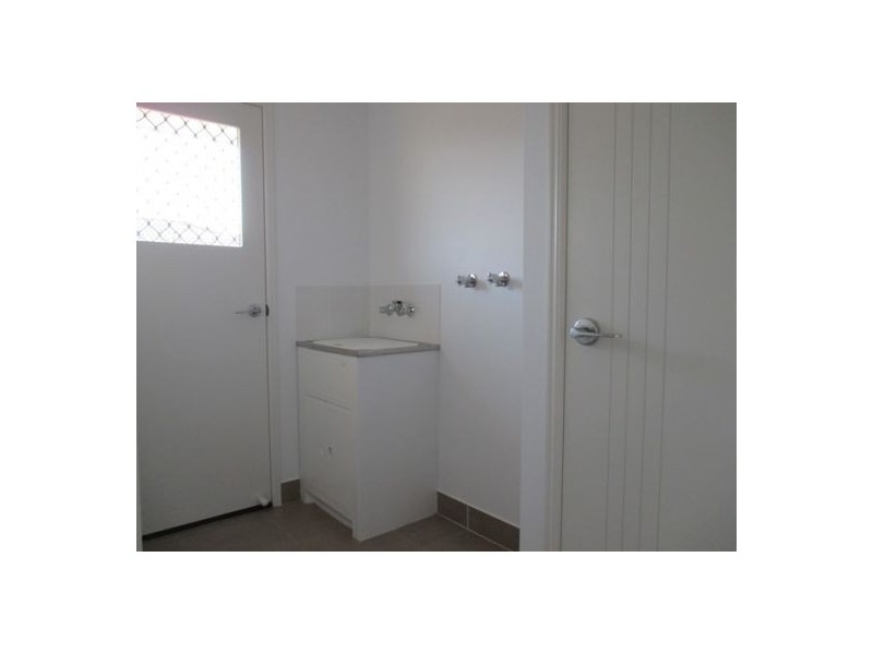 8 Corella Street, Kawungan QLD 4655