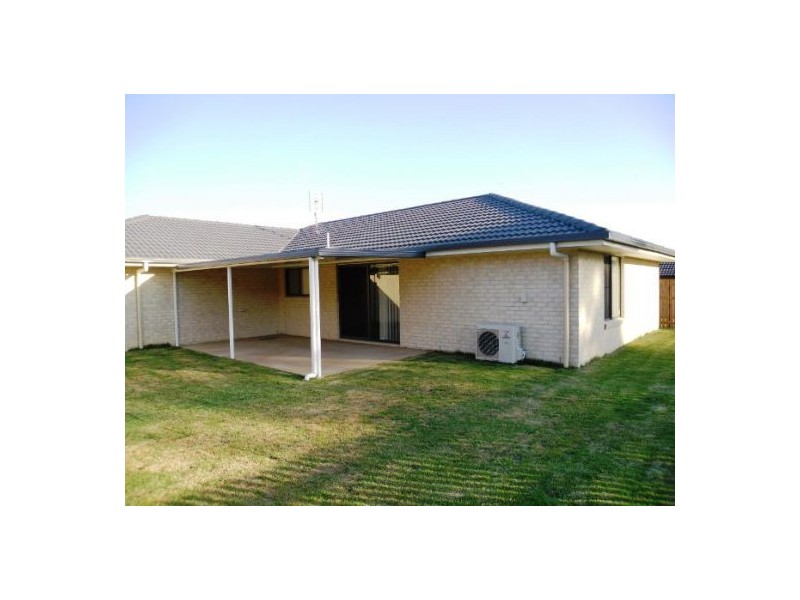 8 Corella Street, Kawungan QLD 4655