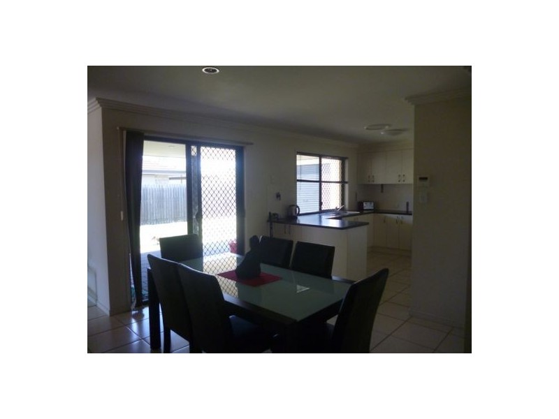 18 Bayswater Drive, Urraween QLD 4655