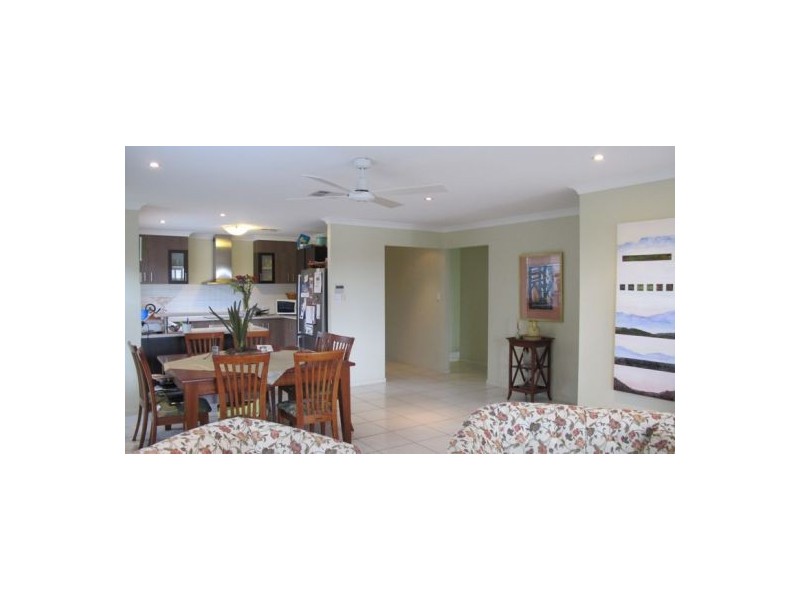 13 Lady Nelson Drive, Eli Waters QLD 4655