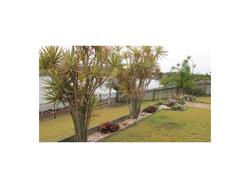 13 Lady Nelson Drive, Eli Waters QLD 4655