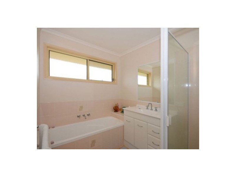 57 ROSEWOOD AVENUE, Wondunna QLD 4655