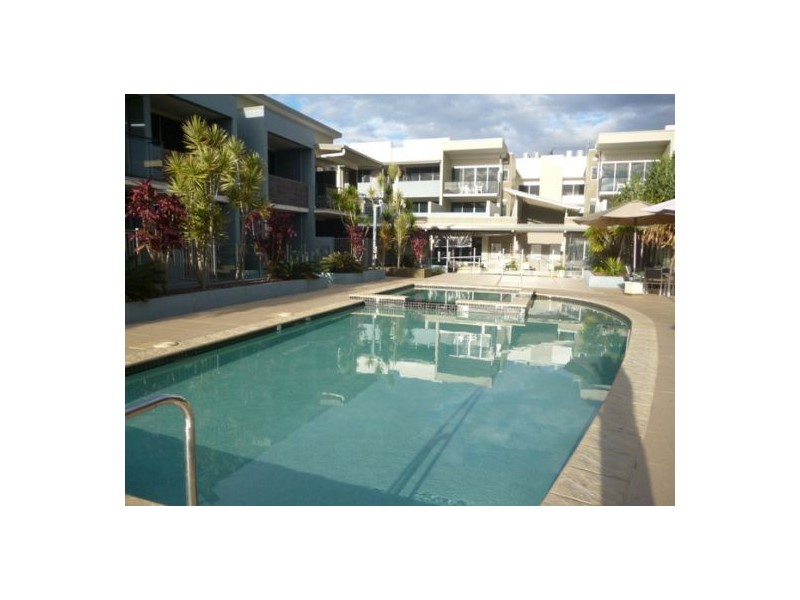 2107/627 Esplanade, Urangan QLD 4655