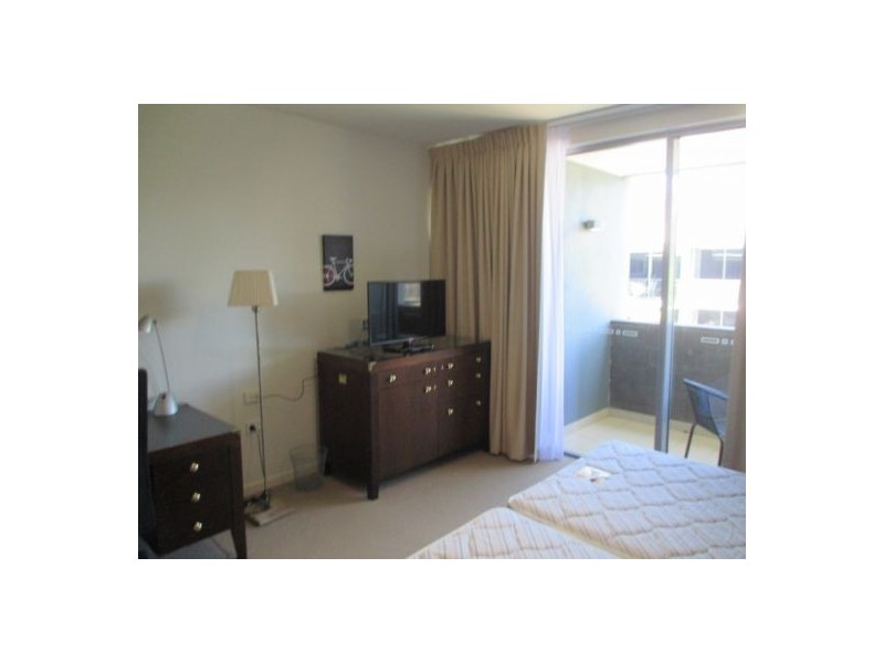 2107/627 Esplanade, Urangan QLD 4655