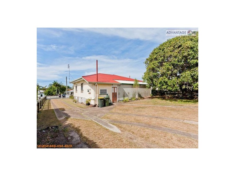 33 Kent St, Urangan QLD 4655