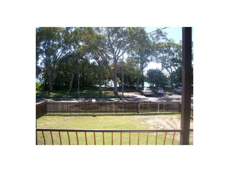 546 Esplanade, Urangan QLD 4655
