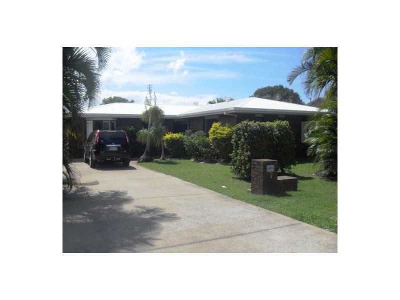 7 North Street, Point Vernon QLD 4655