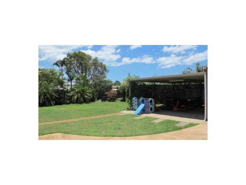 7 North Street, Point Vernon QLD 4655