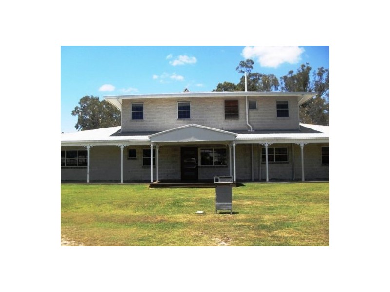 7 Daintree Drive, Urangan QLD 4655