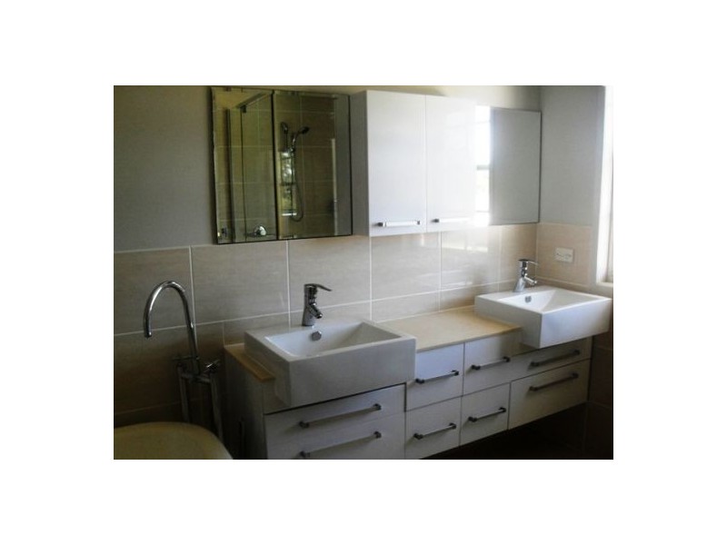 7 Daintree Drive, Urangan QLD 4655