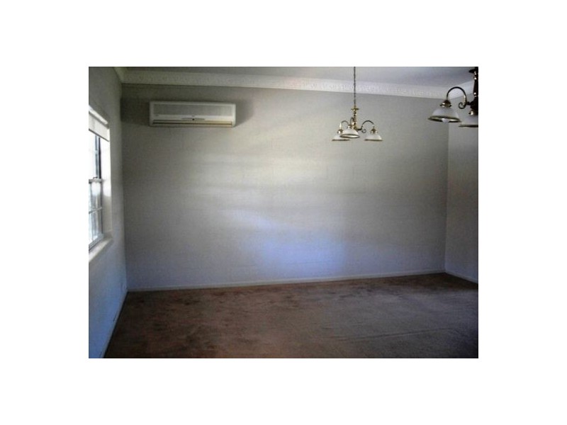 7 Daintree Drive, Urangan QLD 4655