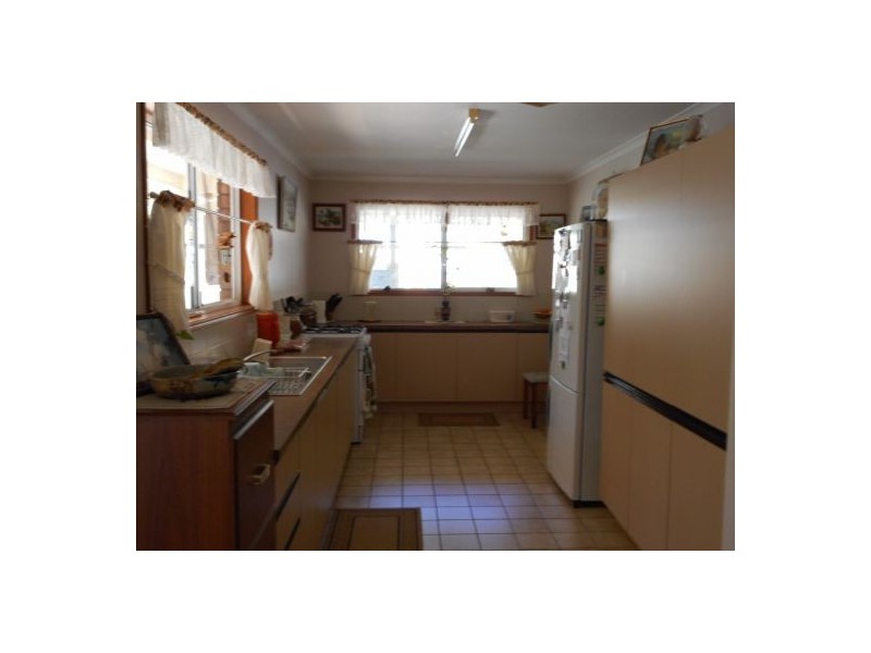 16 Ti Tree Road East, Booral QLD 4655
